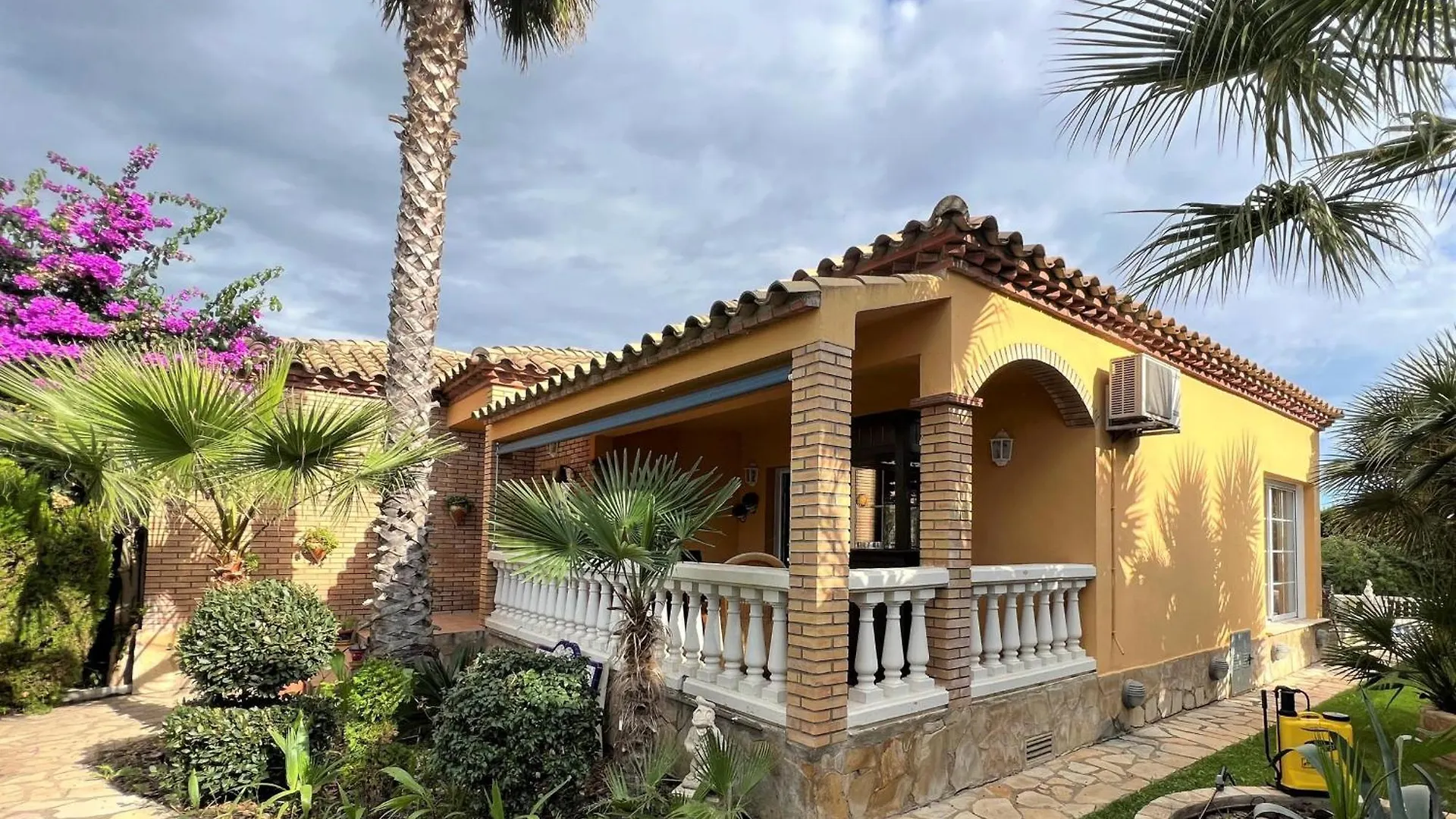 Casa Con Piscina, Jardin, Barbacoa, A.A. Y Wifi En Sant Pere Pescador - Es-89-74 Βίλα 0*,